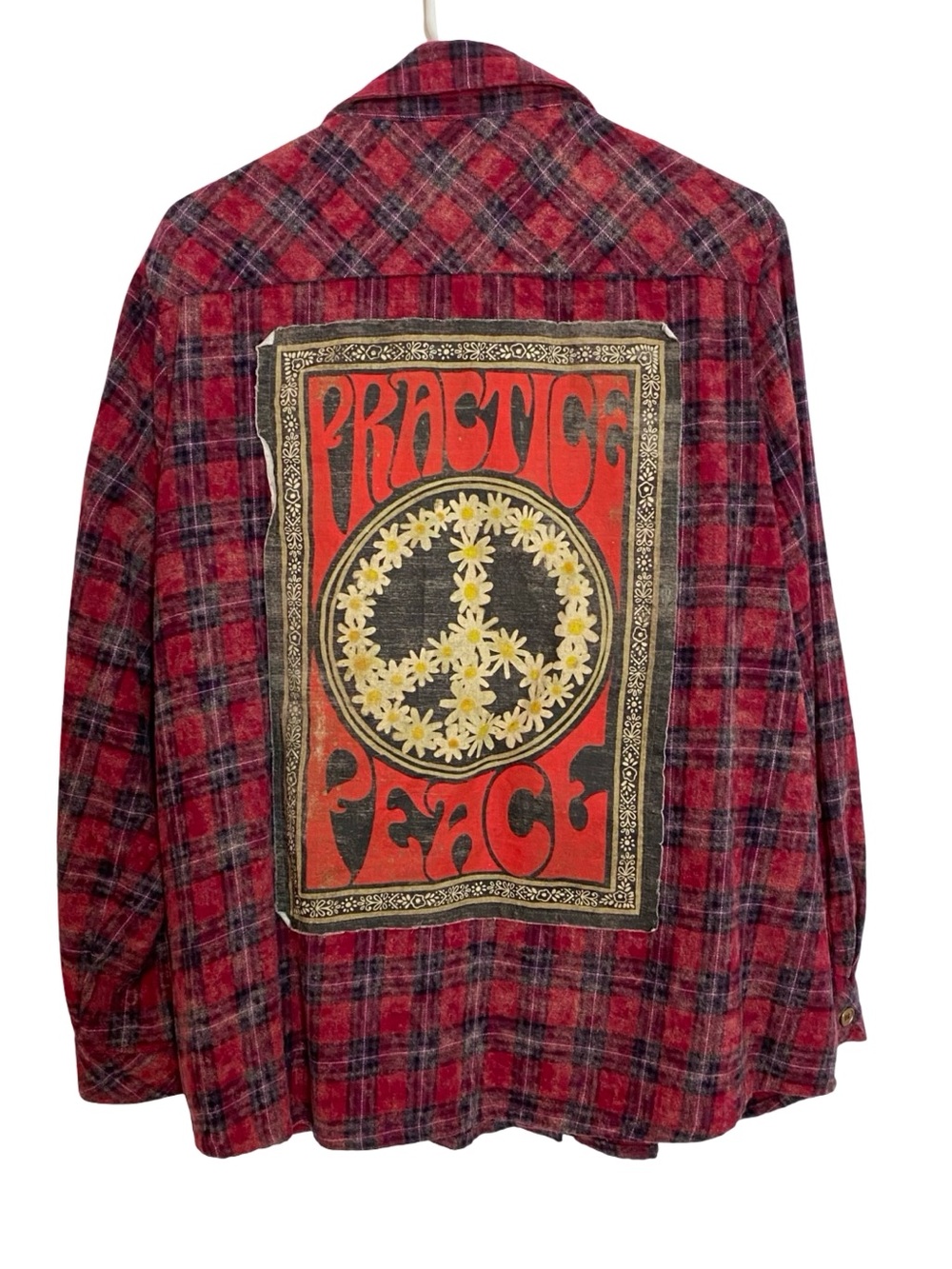 Natural Life Flannel Womens Size Medium Large Upcycled Style Acid Wash Red Peace